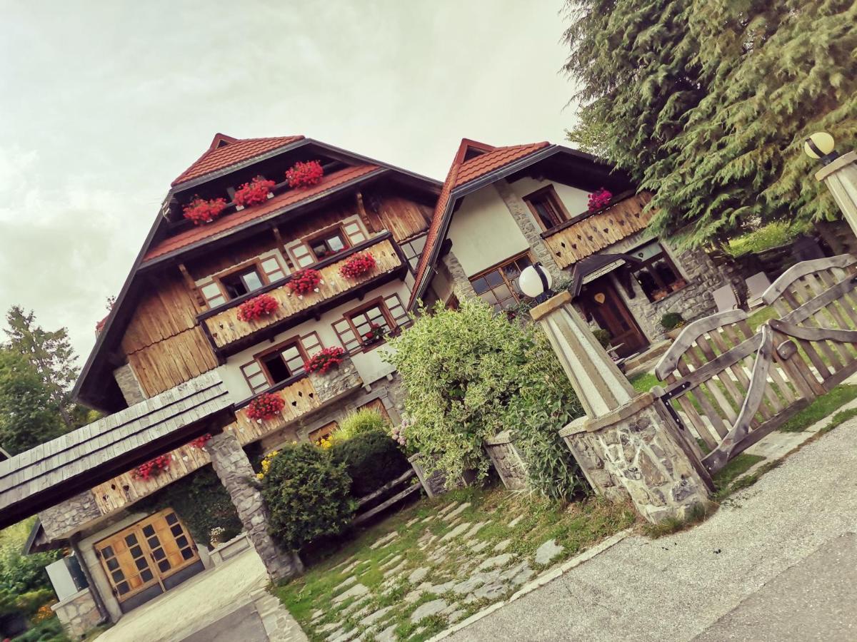 Apartma Alpski Vrt Vojsko ภายนอก รูปภาพ