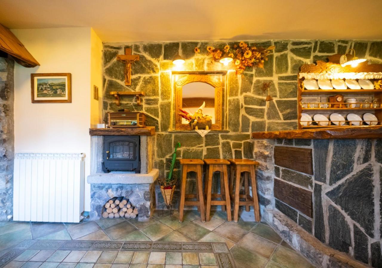 Apartma Alpski Vrt Vojsko ภายนอก รูปภาพ